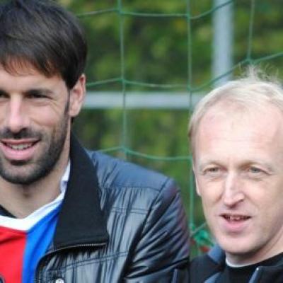 Dsvkunstrasenspatenstich08